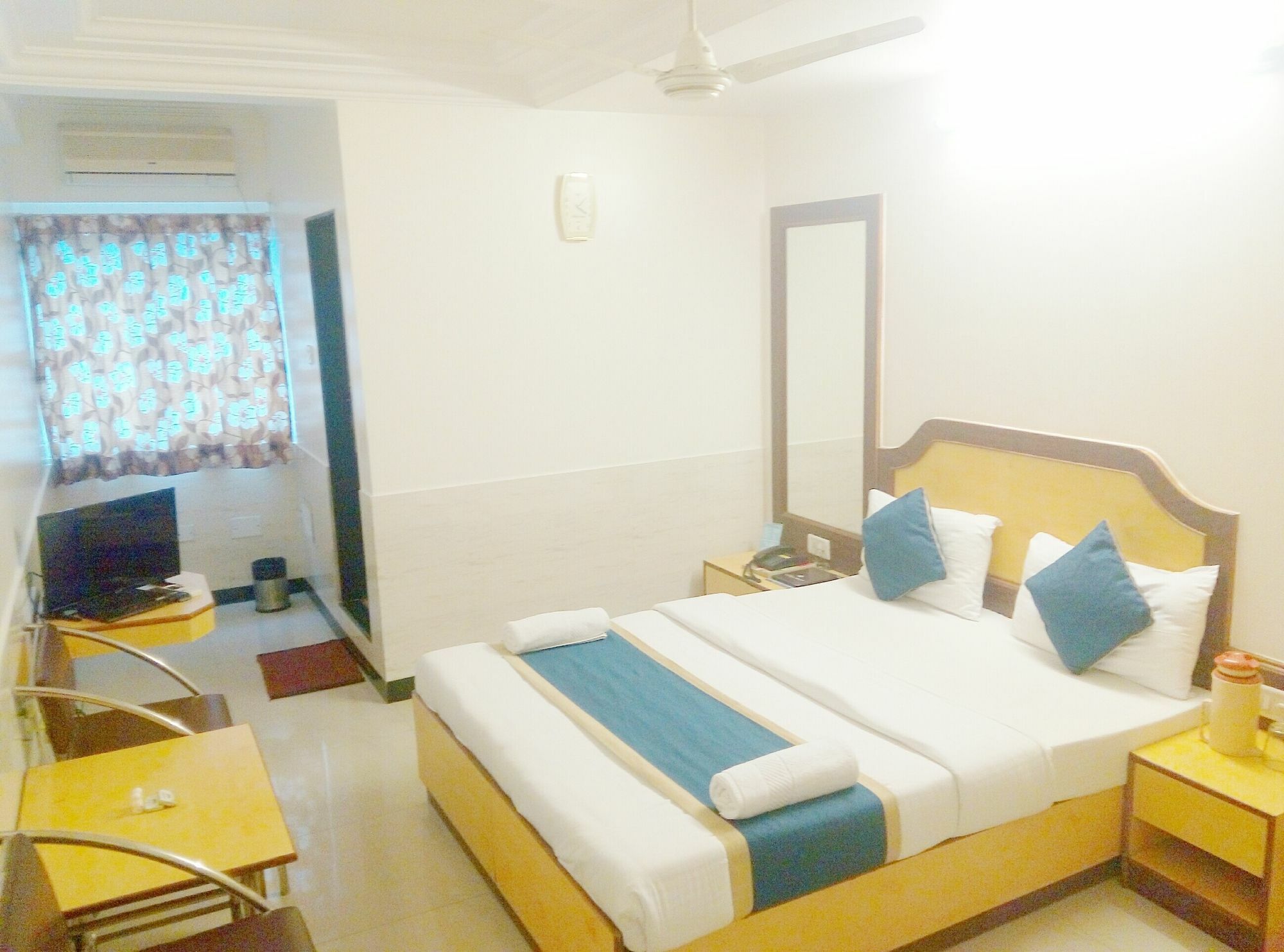 Oyo Hotel Ganga Sagar Near Sri Someshwara Swami Temple Bengalúr Exteriér fotografie